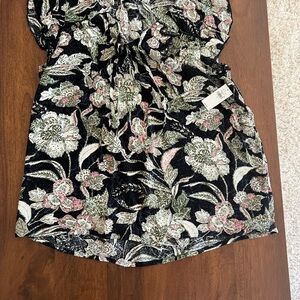 Old Navy Black and Cream Floral Top